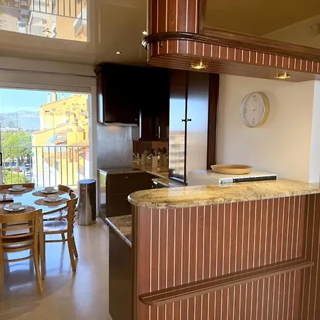 Apartment Grand Climatise Avec Terrasses, Vue Mer, Parking Et Wifi - Fr-1-335-173 *