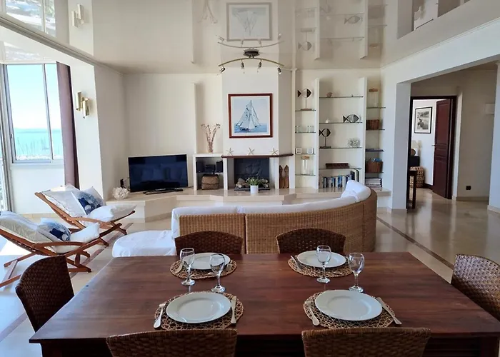 Lejlighed Grand Climatise Avec Terrasses, Vue Mer, Parking Et Wifi - Fr-1-335-173 Hyères