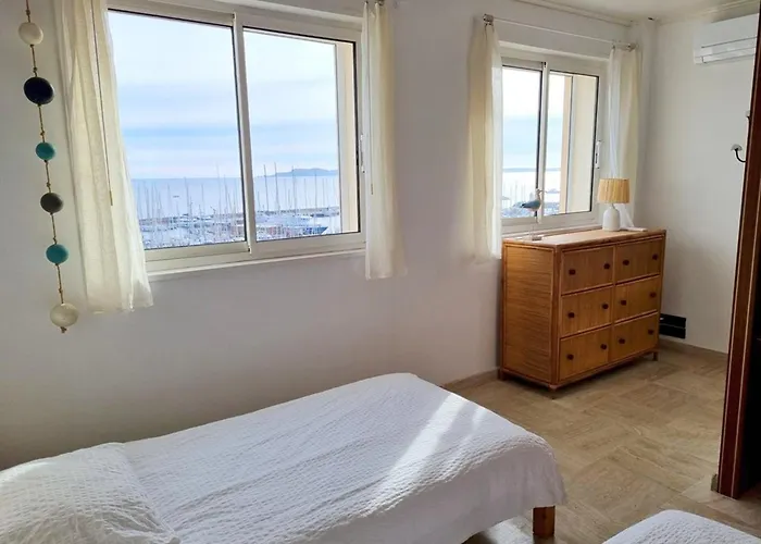 Grand Climatise Avec Terrasses, Vue Mer, Parking Et Wifi - Fr-1-335-173 Lejlighed Hyères